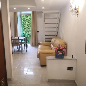 Centro Storico S Chiara House Appartamento