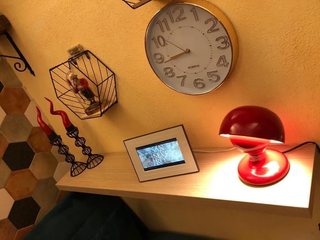 Apartment Donna Margherita Appartamento Naples